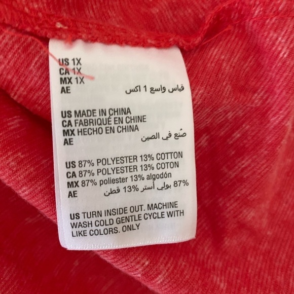 NWT red holiday reindeer top - Picture 6 of 7